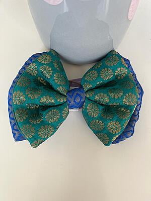 BLUE GREEN FESTIVE BOW